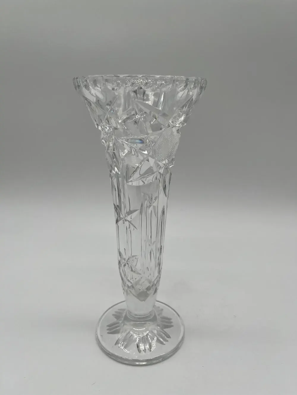 Brilliant Cut Glass Home Decor Classic Tapered Design Flowers Trumpet Vase - 9
